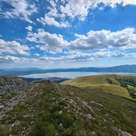 Апартаменты Dolic - Your Peaceful Spot With A Panoramic View Ливно